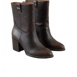 NEW OASIS SOCIETY women's jennie classic heeled everyday bootie in coffee